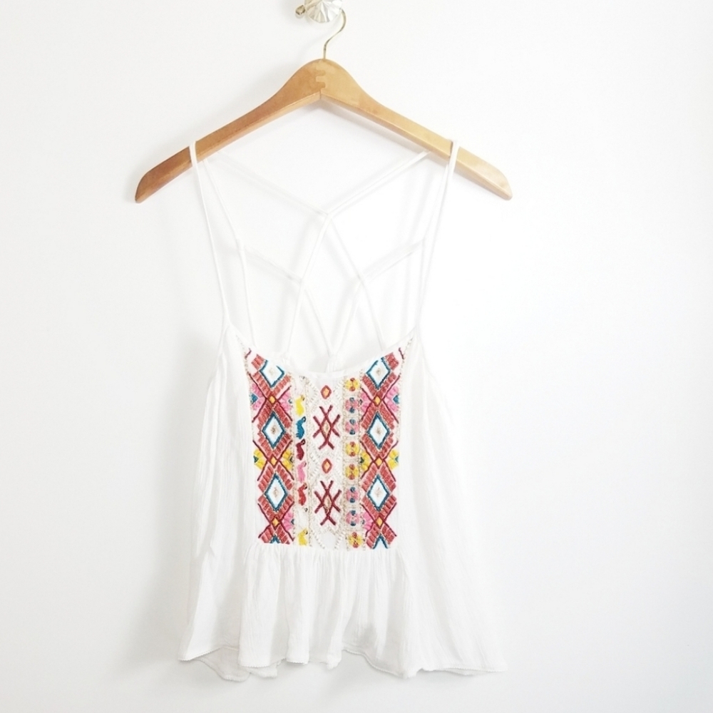 Anthropologie | Spaghetti Strap sleeveless Embroidered crop top shirt Small